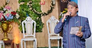 Panjenengan sadaya saged nyobi utawi praktik, supados cepet apal saha mangertos. Kumpulan Contoh Teks Pranatacara Bahasa Jawa