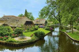 Giethoorn tourism giethoorn hotels giethoorn bed and breakfast. Giethoorn Village Venice Of The Netherlands Giethoorn Netherlands Lake House