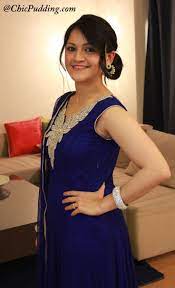 Side Bun Quick And Easy Traditional Attires One Piece Dress Traditional Outfits