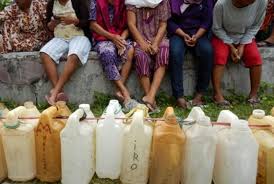Terjemahan untuk 'minyak tanah' dalam kamus bahasa inggris gratis dan banyak terjemahan bahasa inggris lainnya. Pertamina Prediksi Penyebab Kelangkaan Minyak Tanah Di Ambon Republika Online