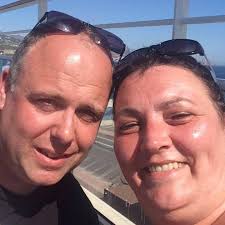 Can anyone recommend a professional carpet cleaning company who will come  to a property with no direct parking outside? I live in an area of  stevenage where the houses face round in