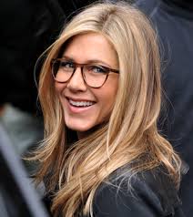 Jennifer aniston's long and short hairstyles have been copied since the beginning of her friends days. Jennifer Aniston S Horrible Haircut Stylecaster