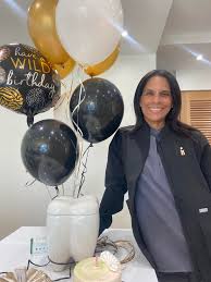 Dra. Angela García