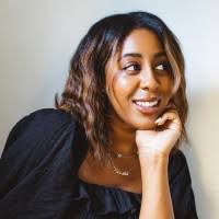 300+ perfiles de «Akesha»