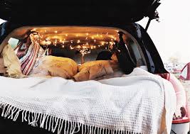 Aufblasbare luftmatratze bett luftbett autobett matratze auto rucksitz. Auf Festivals Im Auto Schlafen Mein Pkw Als Festivalmobil Ein Zimmer Voller Bilder