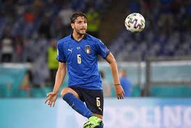 Join the discussion or compare with others! Bvb Interessiert An Italien Star Manuel Locatelli Hamburger Morgenpost
