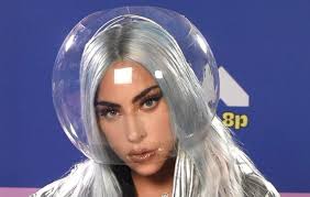 Oreo has been on a streak of releasing more flavors and colors than anyone could dream of, releasing everything from birthday cake to chocolate peanut butter pie and now, the brand is getting celebrities in on the chaos by teaming up with lady gaga for a line of cookies inspired by her album chromatica. Lady Gaga Teams Up With Oreo To Release Chromatica Themed Cookies Nme