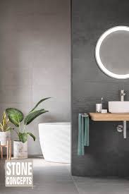 inspiration de badkamer wat een fijne plek als hij helemaal naar je zin is ingericht deze badkamer is v badkamer badkamer grijze tegels badkamer wandtegels