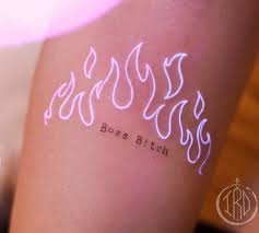 Words of wisdom, quotes, custom text, and more can be included with your tattoo in beautiful, custom lettering. 38 Stunning Badass Tattoos For Women With An Attitude
