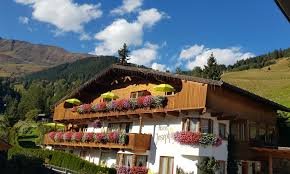 Plaats een vakantie recensie van appartement haus josephine serfaus tirol en plaats je vakantiefoto. Haus Josephine Serfaus