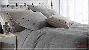 Symphony e classic queen sono gli unici cuscini ergonomici di forma classica rettangolare. Letto Matrimoniale Francese Una Piazza E Mezza Le Differenze Govina Biancheria Per La Casa