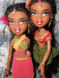 Closeup Of Bratzs Sasha Genie Magic Sasha Mib Is On My Wish List Pretty Dolls Bratz Doll Bratz Doll Makeup