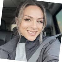 Maria Hinton's Instagram, Twitter & Facebook