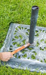 The Spray Painting Tip That Every Diy Er Should Know Spray Painting Outdoor Furniture Painting Metal Outdoor Furniture Painting Patio Furniture