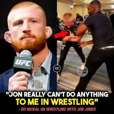 Correa looks like he gained 50 pounds in muscle! Man is a beast out there  for the Ravens tonight