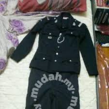  lagu pasukan kadet polis  lagu kadet polis menyahut seruan negaraku negara yang tercinta kami bersatu bergerak maju berkhidmat kepada semua pasukan kadet polis diraja membuktikan jasanya taat setia menurut arahan. Baju Kadet Polis Sekolah Menengah Women S Fashion On Carousell