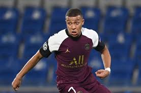 Rédaction , publié le samedi 10 avril 2021 à 19h30. Pochettino Critical Of Mbappe Following Stalemate Against Saint Etienne