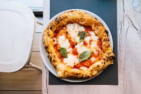 It has noticed that the pizza scene is changing for the best as more young pizzaioli, as pizza makers are called in italian, are setting up businesses and experimenting with high quality local ingredients. Where To Find The Best Pizza In Napoli The Taste Edit