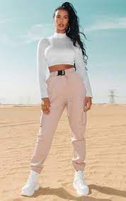 Tienda online de ropa técnica deportiva de calidad para running, trailrunning, ciclismo, fitness, yoga, montaña y más. Pin De Serina Tsuki En Girls Dresses Ropa Sport Elegante Mujer Pantalones De Moda Ropa Tumblr