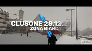 E il governo la vuole introdurre a partire dal 15 gennaio per consentire in alcune aree d'italia la ripartenza di ristoranti, bar, cinema, teatri, palestre e piscine. Clusone Zona Bianca 28 12 2020 Youtube