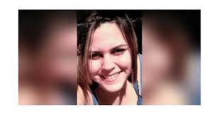 Kayla Minter's Instagram, Twitter & Facebook