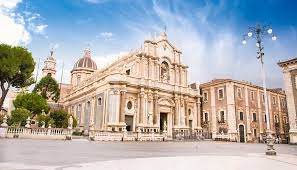 Catania's fontanarossa airport is located just 2km south of the city centre. Catania Shopping