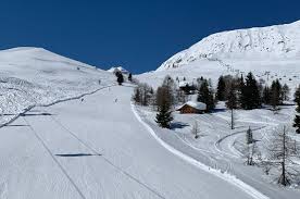 Die doppelstunde beginnt heute um halb neun. Skifahren In Serfaus Fiss Ladis Perfekte Pisten Im Fruhling