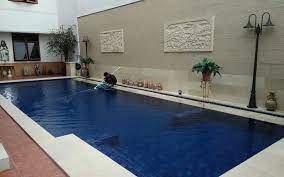 Kami melayani jasa pembuatan kolam renang, perawatan kolam renang, renovasi kolam renang, decking kolam renang dan pengadaan perlengkapan kolama renang, silahkan konsultasikan kami disini ? Jasa Perawatan Kolam Renang Jakarta Terpercaya