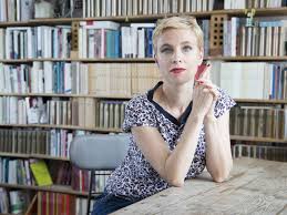 Clémentine Autain : La littérature cest le lieu de la complexité -  Ernest Mag