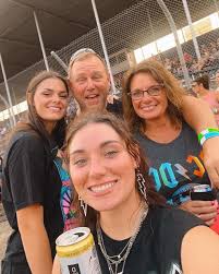 Callie Cooper (@cooper_callie_24) • Instagram photos and videos