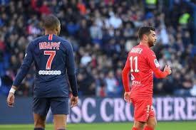 View the latest table of ligue 1 uber eats and season archives, on the official website of the french football league. Ligue 1 Psg Nimes A La Premiere Journee L Equipe