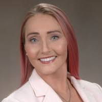 40+ "Tracey Realtor" profiles