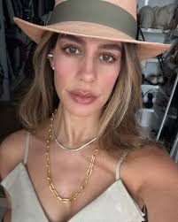 Ella es Maria Adelaida Arango, mi Adelita. Uno de mis tesoros más grandes  💫 Y es que la vida me premió con las mejores amigas del mundo, mujeres que  me completan y a