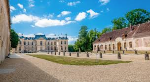 Consultez et réservez en ligne. Gites Du Chateau De Vaux Champagne Ardenne Aube Foucheres Giga Location