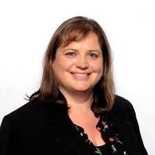 Jennifer Kelman's Instagram, Twitter & Facebook