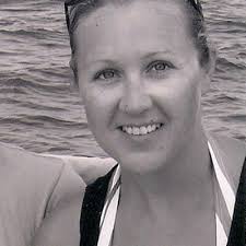 Kate Gooding (@kgoo82)