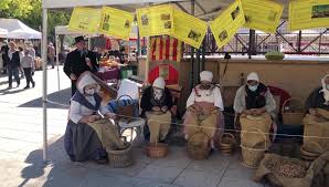 Să fii însărcinată este dificil nu doar din cauza stărilor de greață și a schimbărilor pe care trupul tău le suferă, ci și din cauza stresului alegerii numelui copilului. France Amande Home Facebook