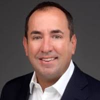 Lynette Acosta's Instagram, Twitter & Facebook