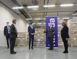 Juni zeigt sich, dass in unternehmen deutlich mehr impfstoff zur verfügung steht, als angekündigt. Kurz Die Vorbereitungen Fur Die Impfung Laufen Auf Hochtouren Bundeskanzleramt 27 11 2020