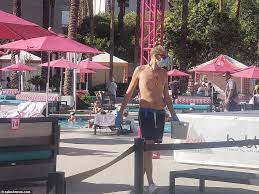 First Las Vegas Pool Party Takes Place After 78 Days Of Lockdown As Hotel Casinos Open Daily Mail Online