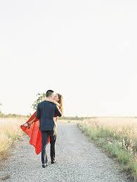 There are some great locations for portraits, maternity photos and engagement photos. Top 5 Breathtaking Orlando Engagement Session Locations