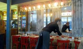 Greenhills country house hotel is nestled in a peaceful rural setting on the island of jersey. Setting A Table D Hote Picture Of 6 Paul Bert Paris Tripadvisor