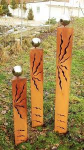 Unten ist die säule offen und kann so von innen beleuchtet werden. Gartendeko Shop Garten Rost Saulen Dreieck S Familie