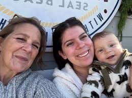 Beach Day with my grandson and his wonderful mom 💕thank you for the  beautiful afternoon #beachday #grandma #grandson #beach #love #mom