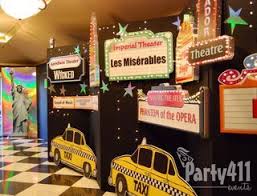 We've assembled some holiday cocktails with a broadway theme to keep the spirit of theatre alive in the form of, well, spirits. Pin On New York Nights