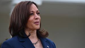 3 821 276 tykkäystä · 50 635 puhuu tästä. Kamala Harris Der Style Der Us Amerikanischen Vizeprasidentin Gala De