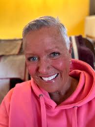 Pixie Haircut Styling and Maintenance Tips