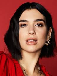 Al contrario i capelli spessi, che tendono a . Tagli Di Capelli Medi I Trend Dell Autunno 2019 Globelife