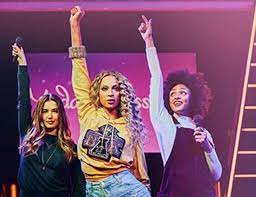 Madame tussaud managed to accumulate a small collection of sculptures till 1802. One Of London S Top Tourist Attractions Madame Tussauds