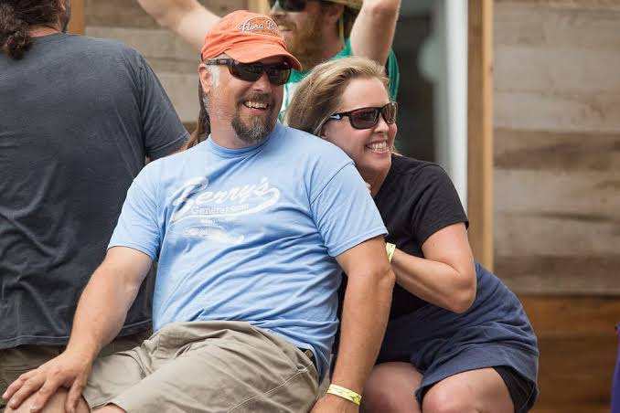 Dixie &ndash; Maine Cabin Masters
